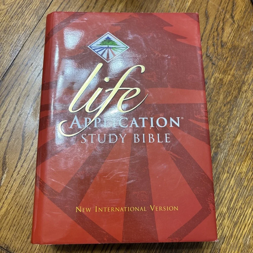 Life Application Study Bible NIV Hardcover‎ Tyndale House Publisher Large Print